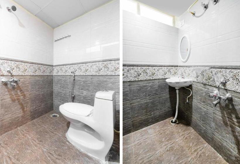 בית מלון כפרי Oyo 65199 Saishine Inn