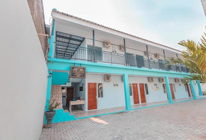 Otel Oyo Life 2445 Gardenia Residence