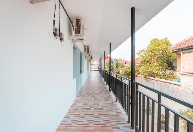 Otel Oyo Life 2445 Gardenia Residence