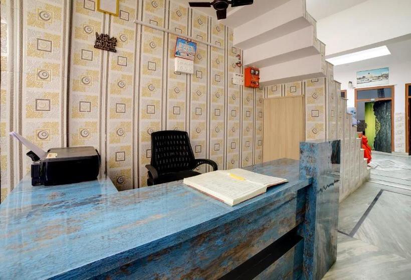 هتل Spot On 68507  Blue Star