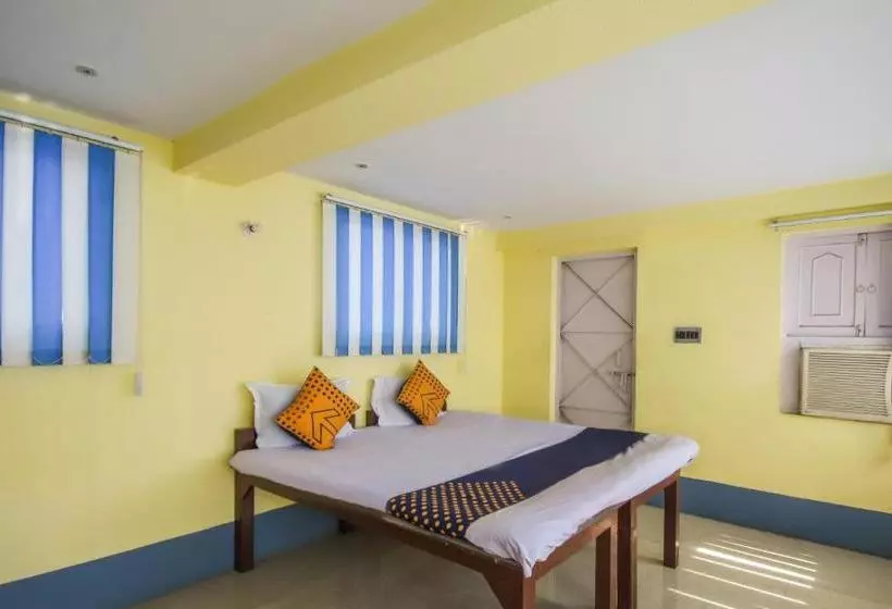 ホテル Spot On 69142 Srijani Guest House