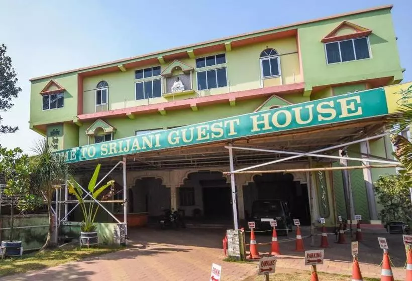 ホテル Spot On 69142 Srijani Guest House