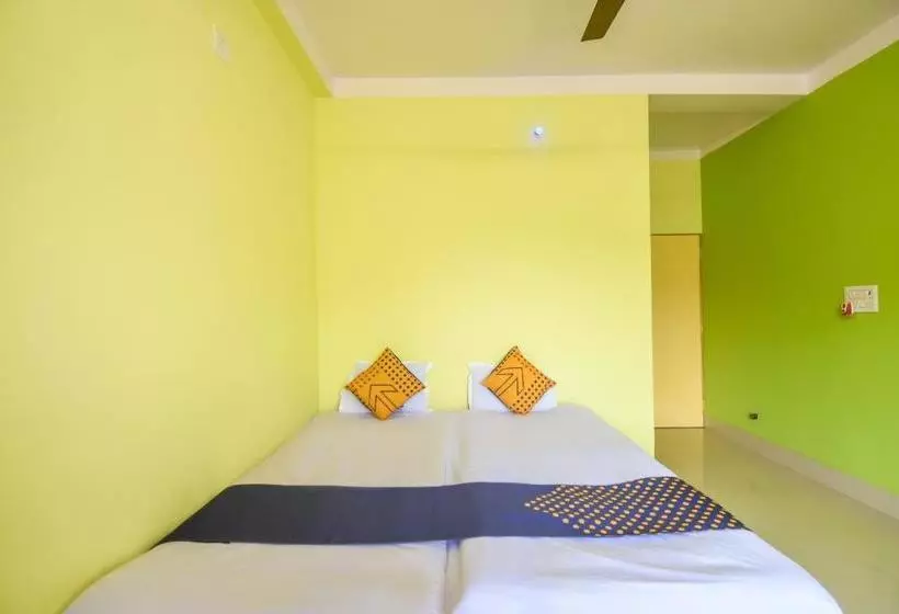 ホテル Spot On 69142 Srijani Guest House