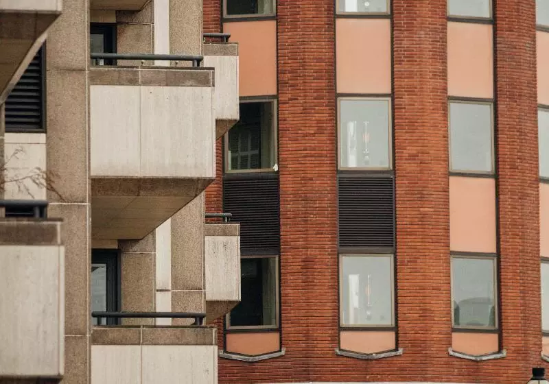 Locke At Broken Wharf