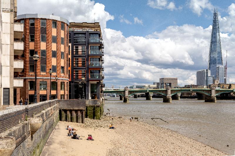 Locke At Broken Wharf