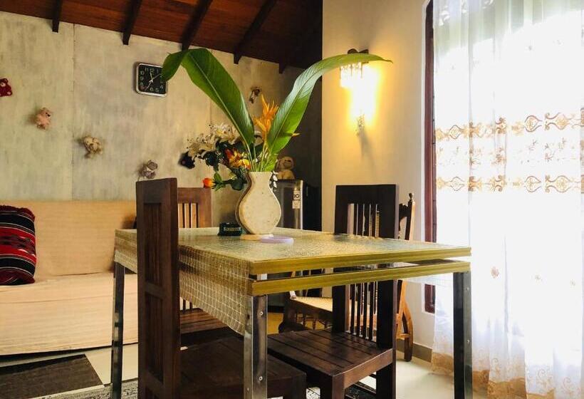 Пансион Villa Jasmine Hikkaduwa