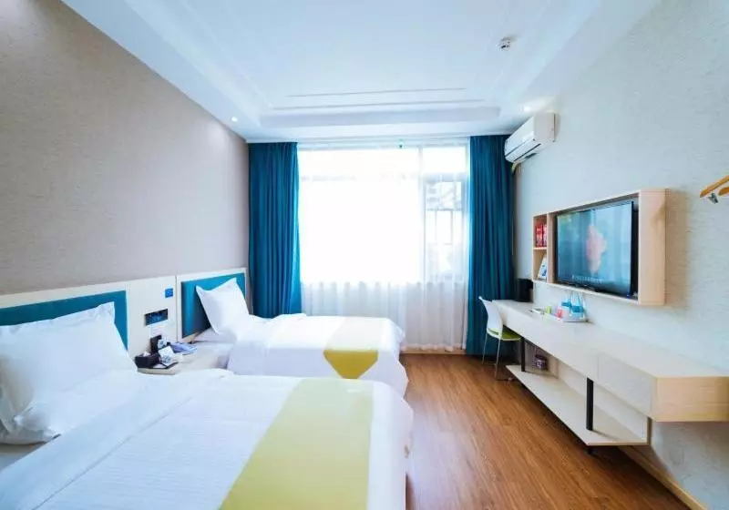 Hotelli Greentree Alliance Southwest Xingyi City Magic East Road