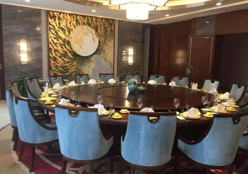 Hotelli Greentree Eastern Xiangyang Zhongyuan Xi Road