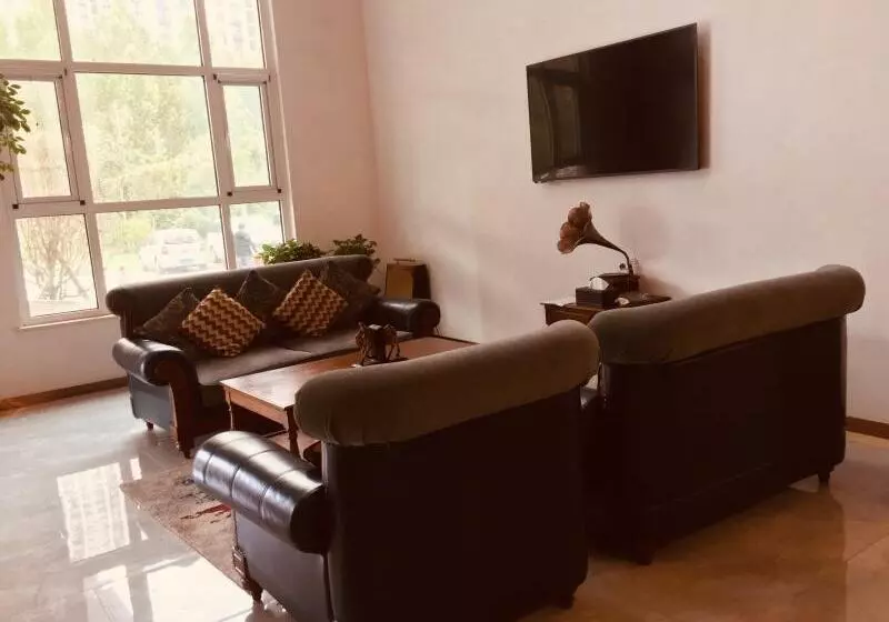 Hotelli Greentree Eastern Xiangyang Zhongyuan Xi Road