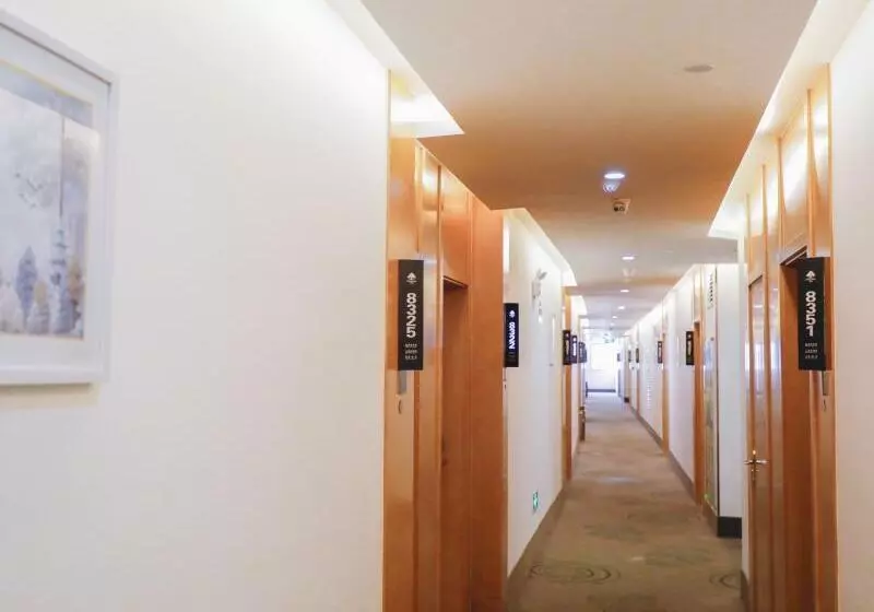 هتل Greentree Inn Hefei Huainan Road Huaihe Garden Express