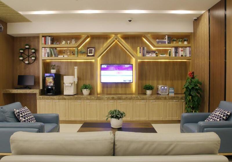 בית מלון כפרי Greentree Inn Shanghaibaoshan District Tieshan Road Youyi Road