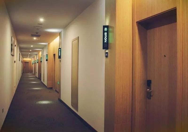 Hotelli Greentree Inn Shaoxing Binhai New City Dongsen Commercial Square