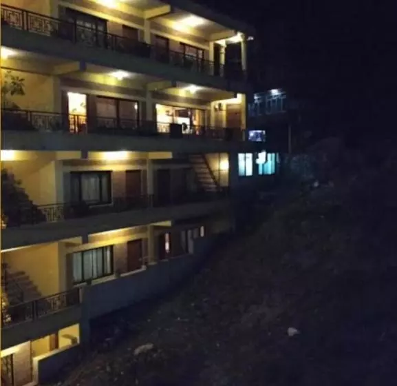 هتل Valley View Inn