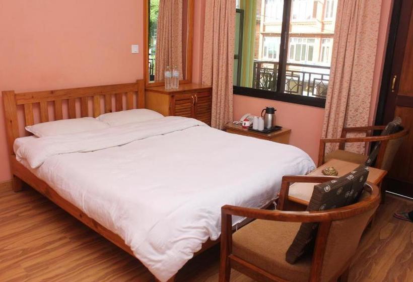 هتل Valley View Inn