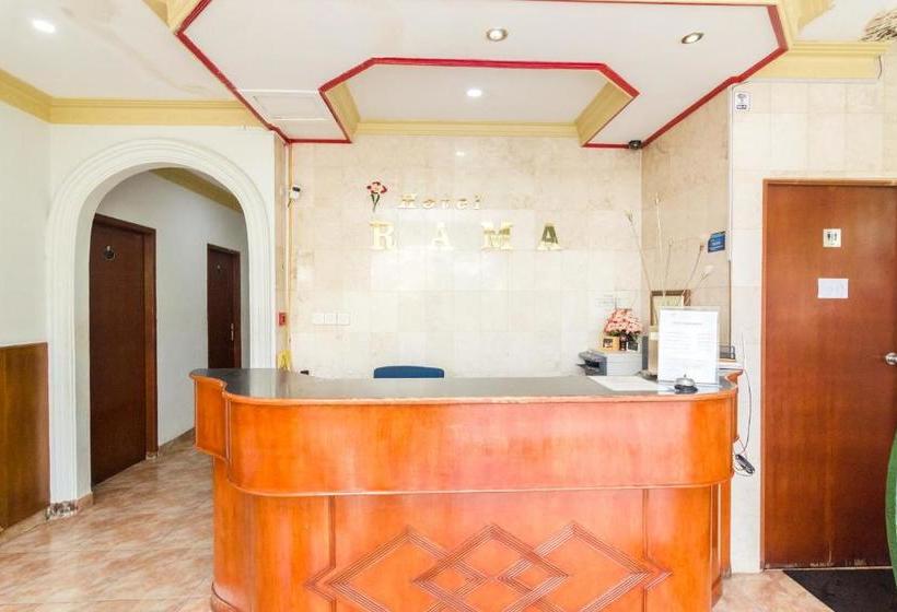 فندق Oyo 2422 Rama