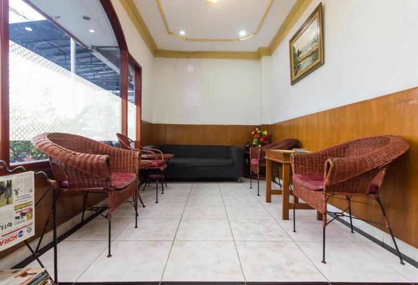 فندق Oyo 2422 Rama