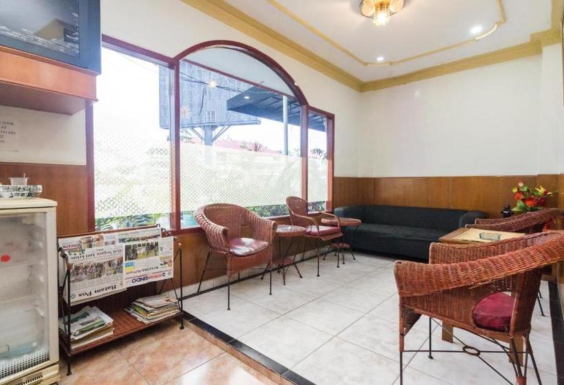 فندق Oyo 2422 Rama