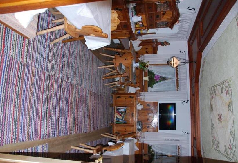 פנסיון Rosumerhof