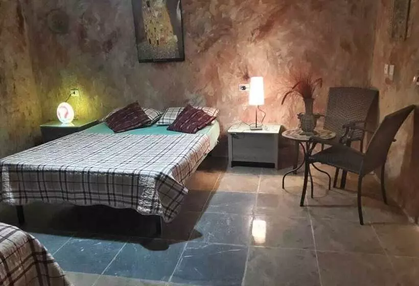 Petra Neighbor Hostel
