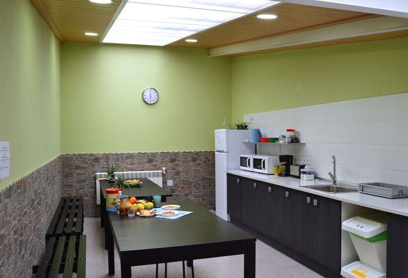 Albergue Valle Nonaya   Hostel