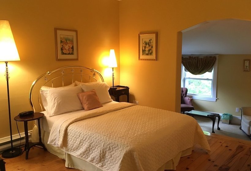 مبيت وإفطار Auberge Au Bois Dormant Inn