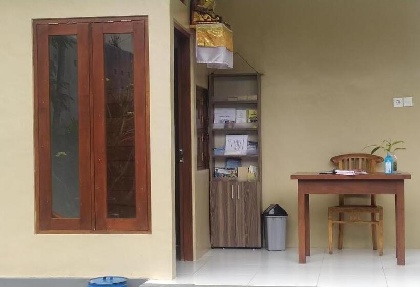 Bed and Breakfast Indraprastha 2 Bungalow