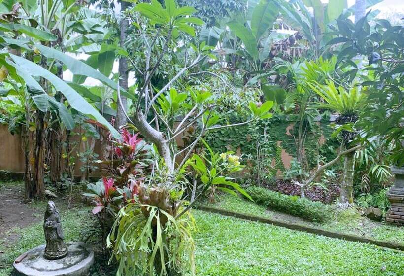 Bed and Breakfast Indraprastha 2 Bungalow