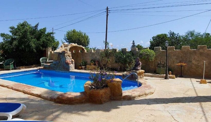 Castillo De Dona Maria