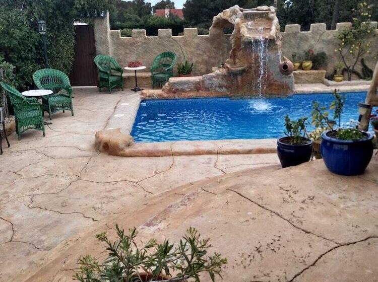 Castillo De Dona Maria