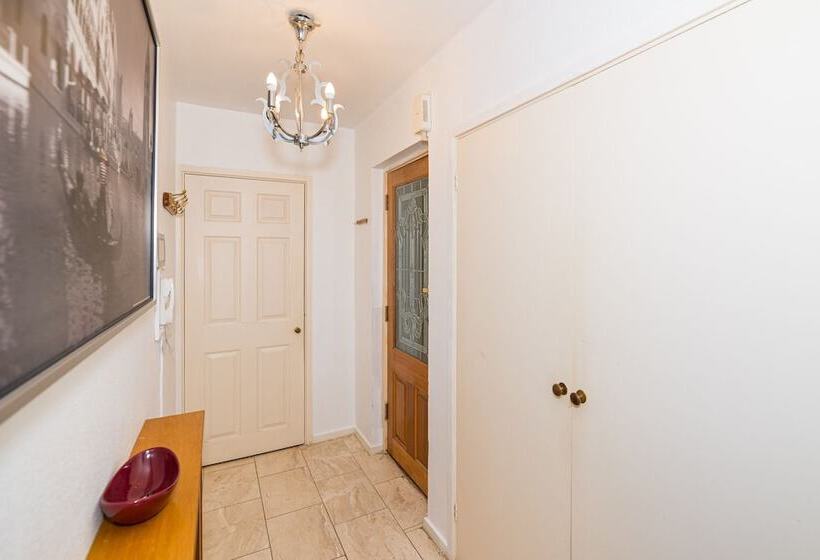 Forest View Bright Apartment