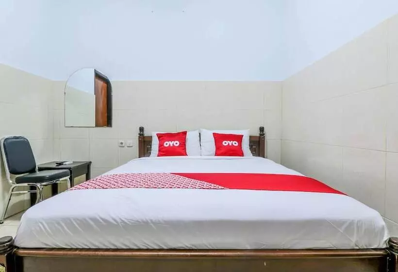 ホテル Dewata Indah By Oyo Rooms