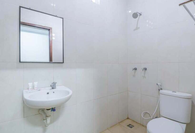 Hotel Dewata Indah By Oyo Rooms