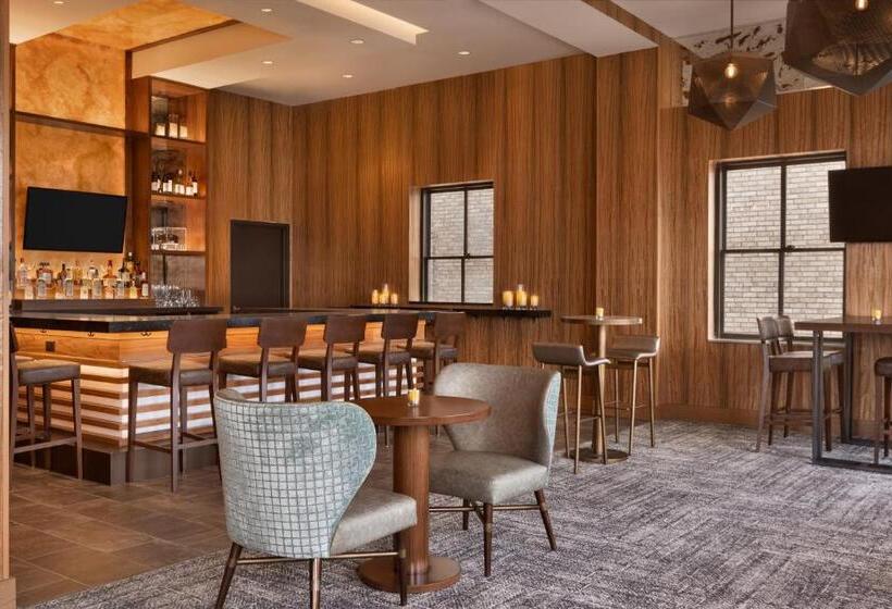 בית מלון כפרי Hyatt Place Houston Downtown