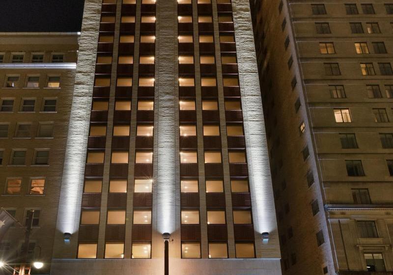 בית מלון כפרי Hyatt Place Houston Downtown