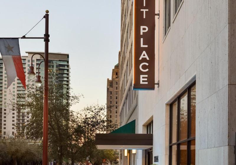 בית מלון כפרי Hyatt Place Houston Downtown