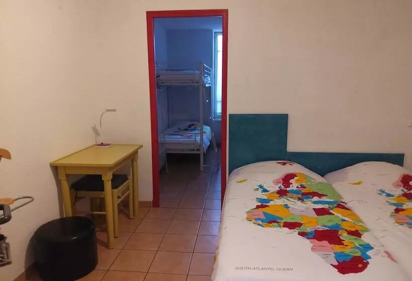 Hotelli Le Relais Bleu