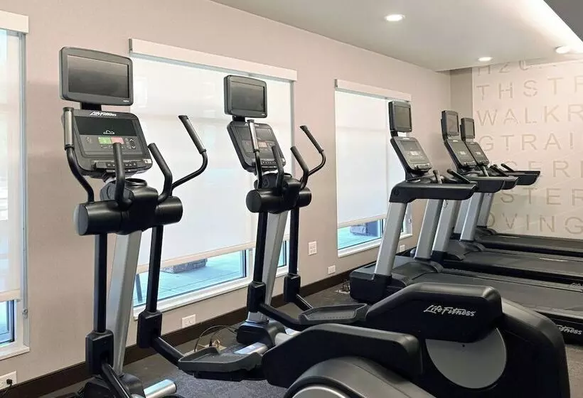 هتل Residence Inn Richmond