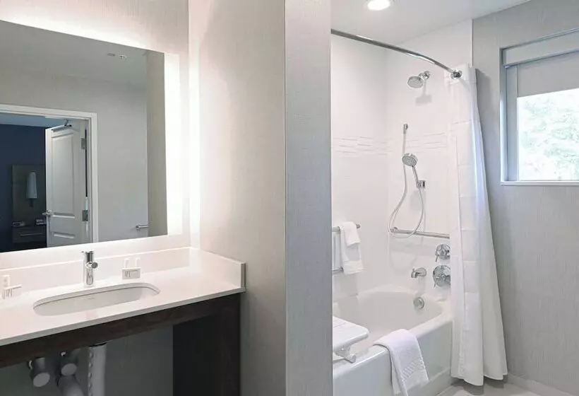هتل Residence Inn Richmond