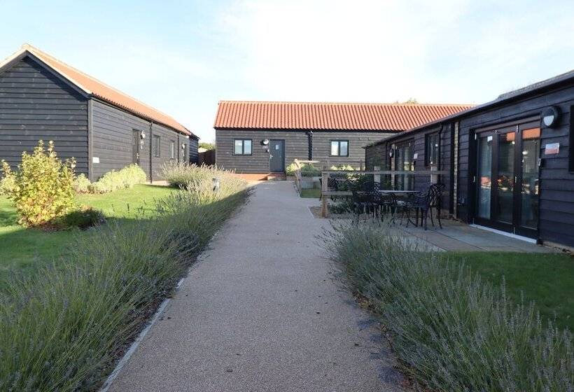 Hotel The Yard @ Pringle Farm