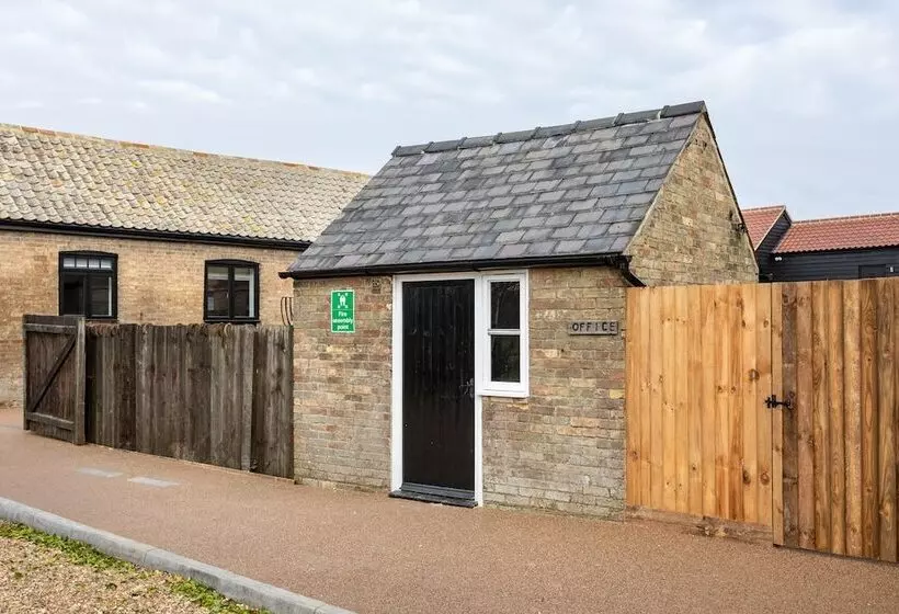 Hotelli The Yard @ Pringle Farm