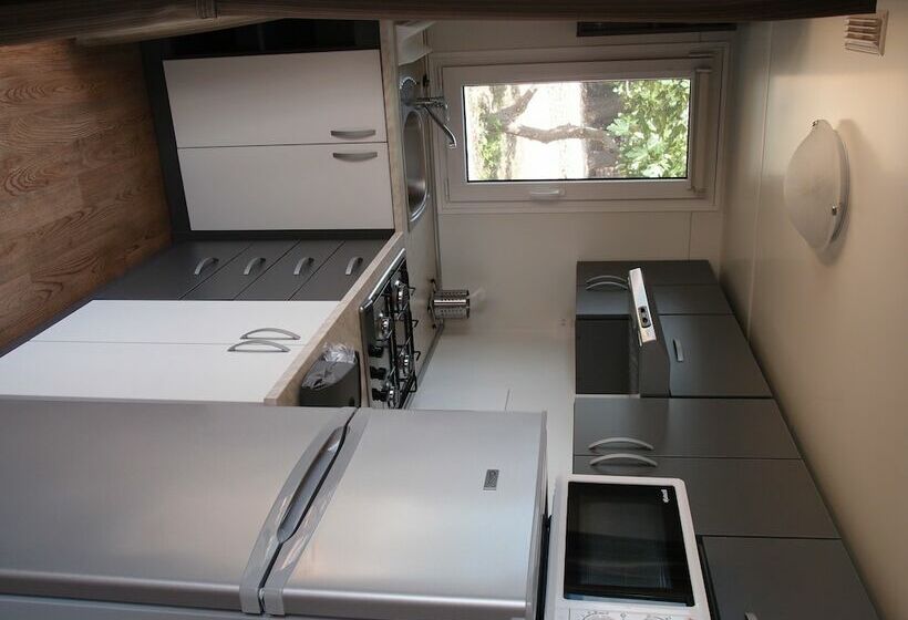 Отель Victoria Mobilehome Camping Dole