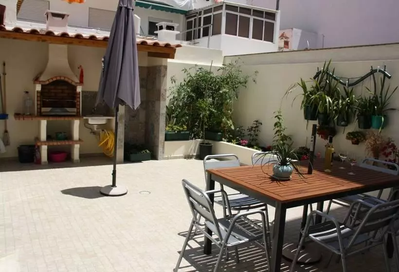 House Of Orchids With Pátio