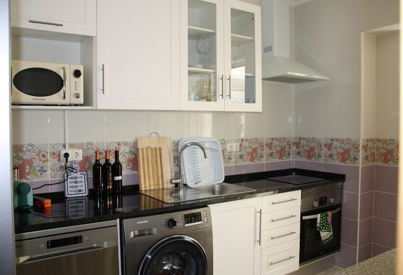 House Of Orchids With Pátio