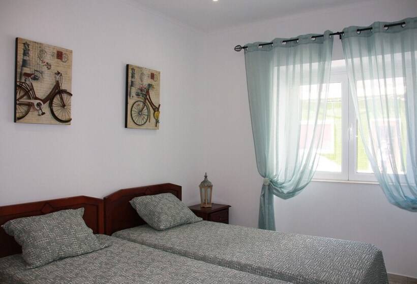 House Of Orchids With Pátio