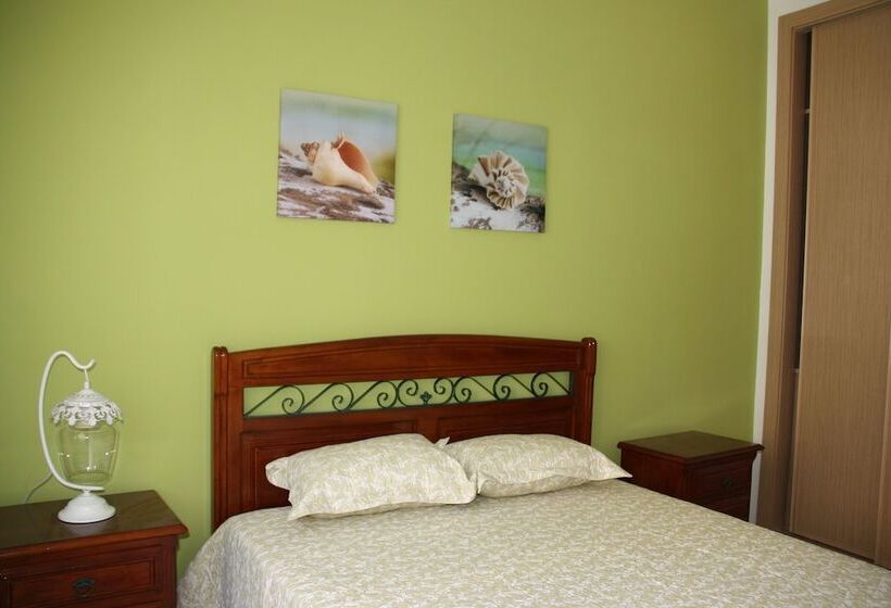 House Of Orchids With Pátio