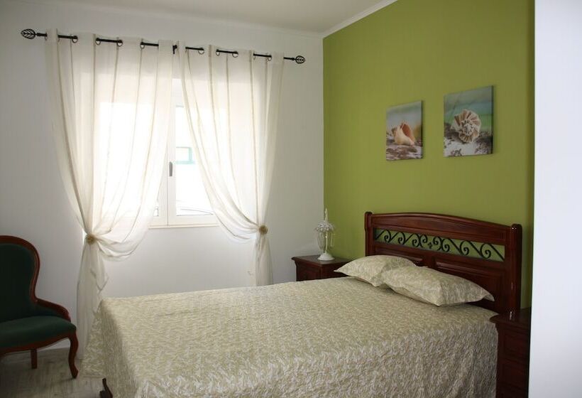 House Of Orchids With Pátio