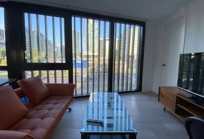 New Luxury 3bedroom Townhouse Cityview