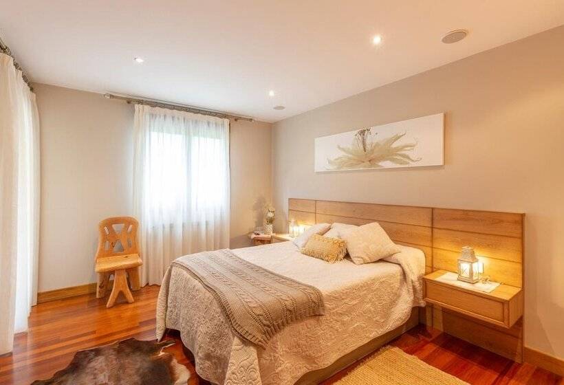 بنسيون Txanpardin