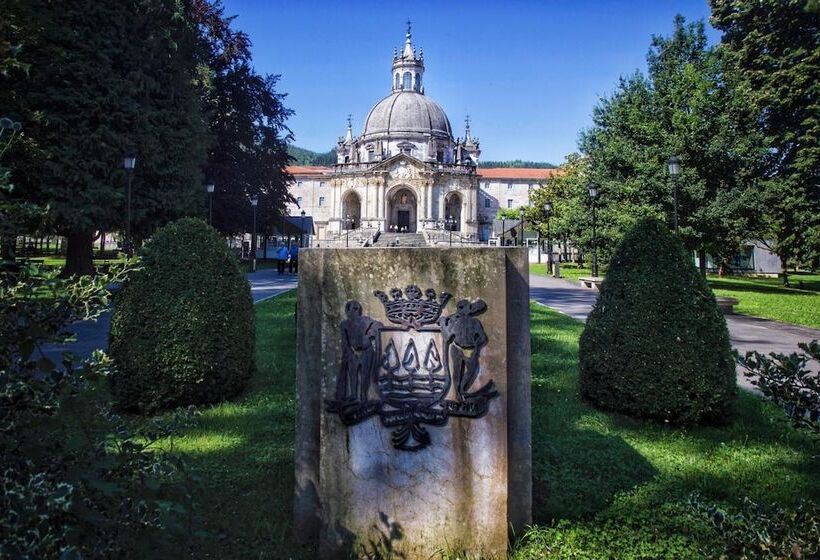 بنسيون Txanpardin