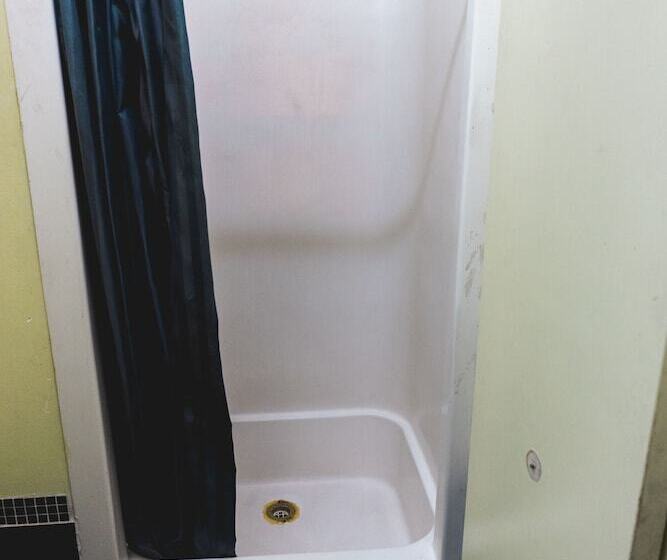 Хостел Royal Derby